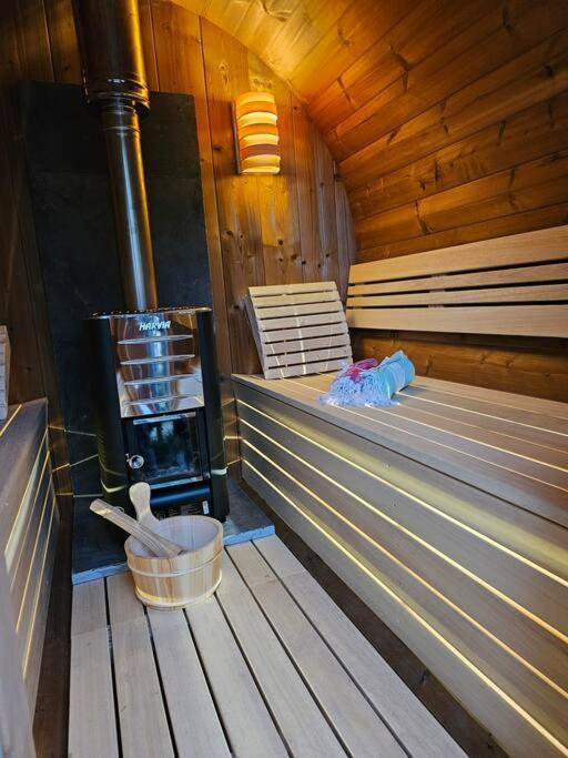 Hotel Camper Met Sauna En Zwembad In De Rand Van De Vlaamse Ardennen à Haaltert Extérieur photo