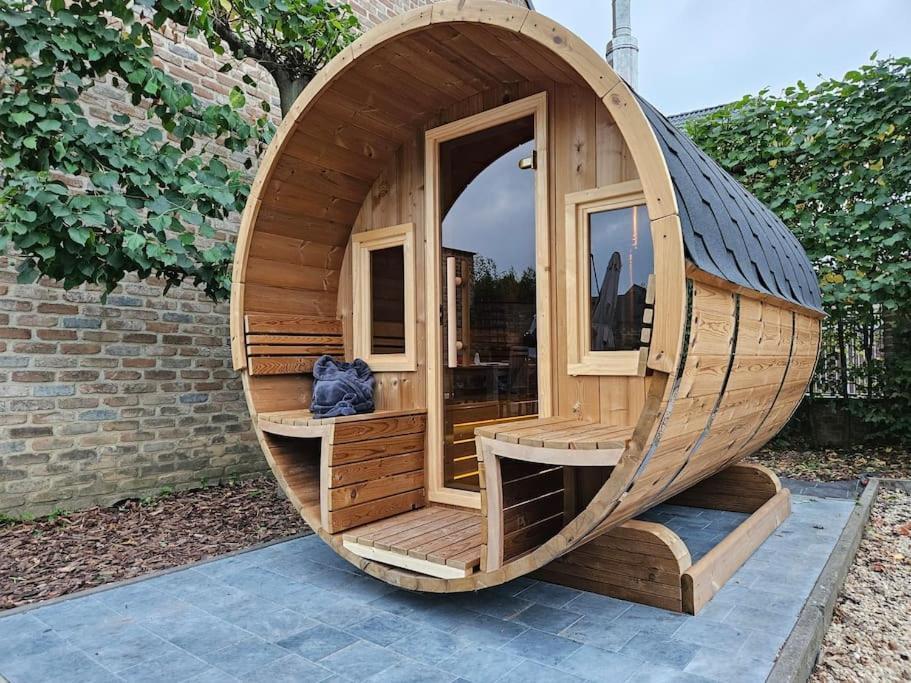 Hotel Camper Met Sauna En Zwembad In De Rand Van De Vlaamse Ardennen à Haaltert Extérieur photo